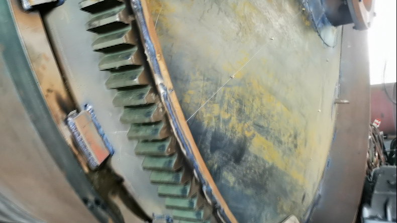 廢輪胎回收利用發布新規範  解讀一下廢輪胎裂解煉油的新規